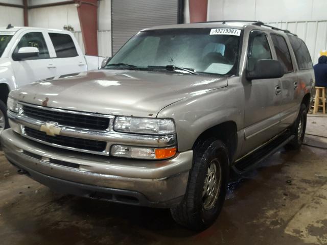 1GNFK16Z32J135994 - 2002 CHEVROLET SUBURBAN K TAN photo 2