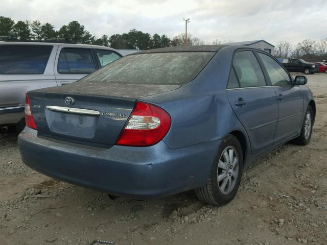 JTDBE32K630231080 - 2003 TOYOTA CAMRY LE BLUE photo 4