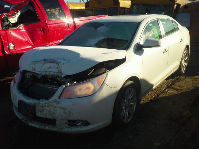 1G4GD5E38CF163706 - 2012 BUICK LACROSSE P WHITE photo 2