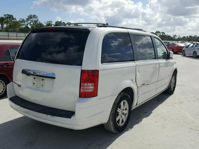 2A8HR54PX8R763568 - 2008 CHRYSLER TOWN & COU WHITE photo 4