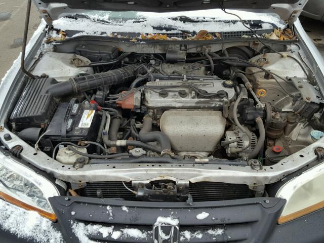 1HGCG66582A042350 - 2002 HONDA ACCORD LX SILVER photo 7