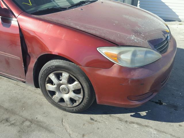 4T1BE32K24U342554 - 2004 TOYOTA CAMRY LE RED photo 9