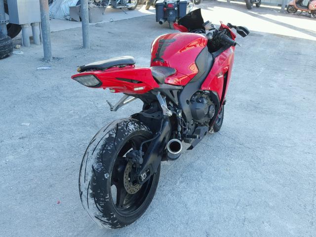 JH2SC59018M009088 - 2008 HONDA CBR1000RR RED photo 4