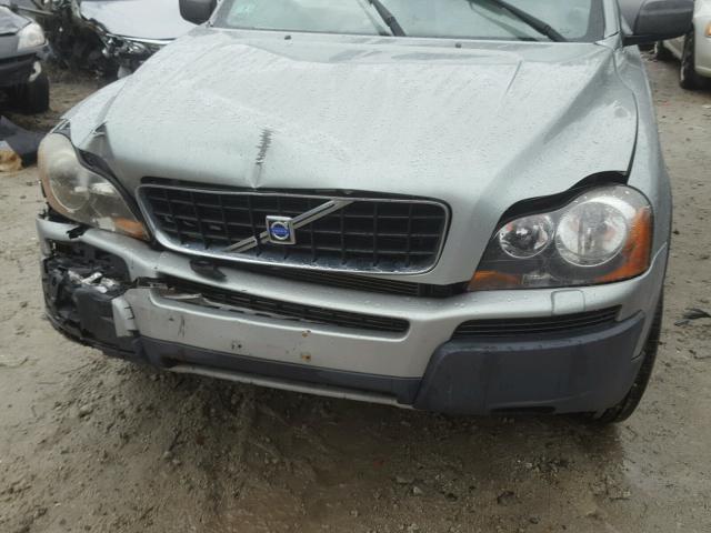 YV1CY59H441040443 - 2004 VOLVO XC90 SILVER photo 9