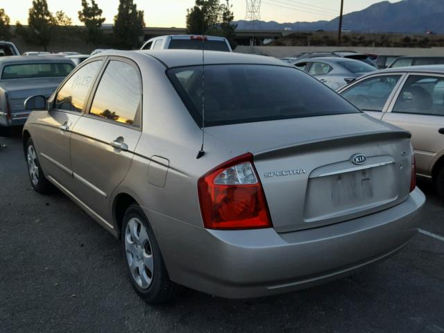 KNAFE122455205196 - 2005 KIA SPECTRA TAN photo 3