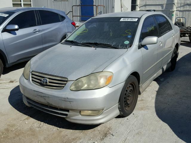 1NXBR32E33Z121798 - 2003 TOYOTA COROLLA CE SILVER photo 2