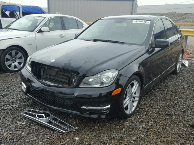 WDDGF4HB8DR267226 - 2013 MERCEDES-BENZ C 250 BLACK photo 2