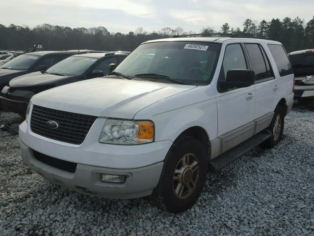 1FMEU15W43LB25062 - 2003 FORD EXPEDITION WHITE photo 2