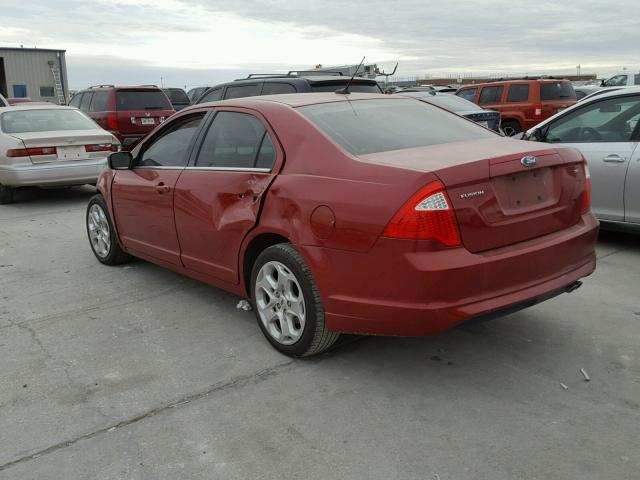 3FAHP0HA2AR206830 - 2010 FORD FUSION SE RED photo 3