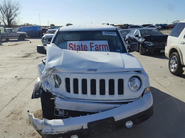 1C4NJPBB9ED819390 - 2014 JEEP PATRIOT SP WHITE photo 9