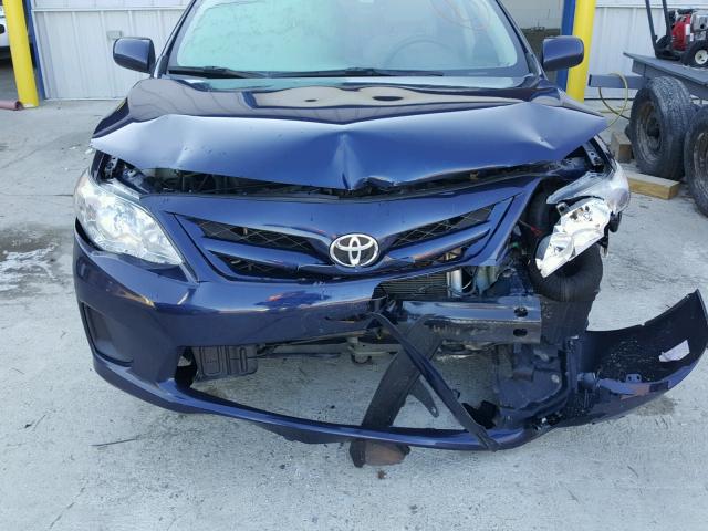 2T1BU4EE0CC881897 - 2012 TOYOTA COROLLA BA BLUE photo 9