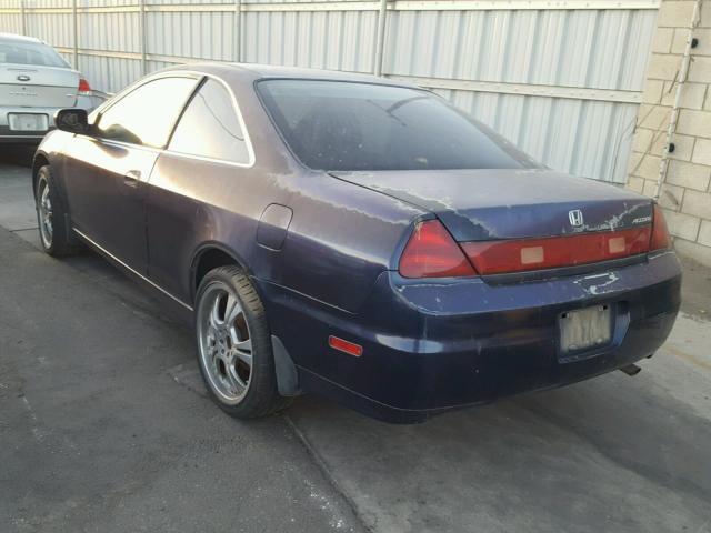 1HGCG32742A009982 - 2002 HONDA ACCORD EX BLUE photo 3