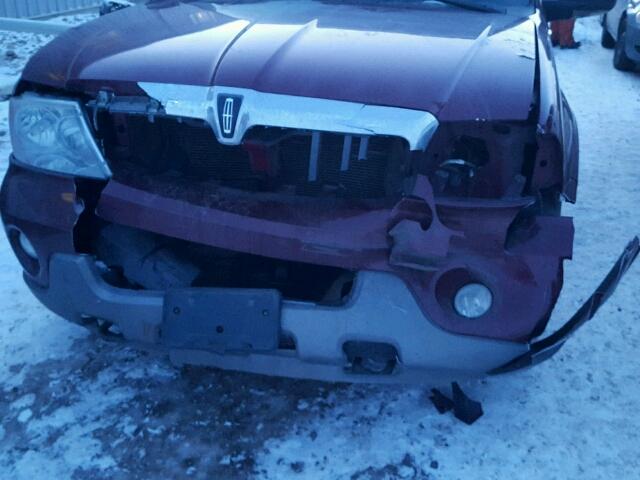 5LMFU28R14LJ26121 - 2004 LINCOLN NAVIGATOR 红色 照片 9