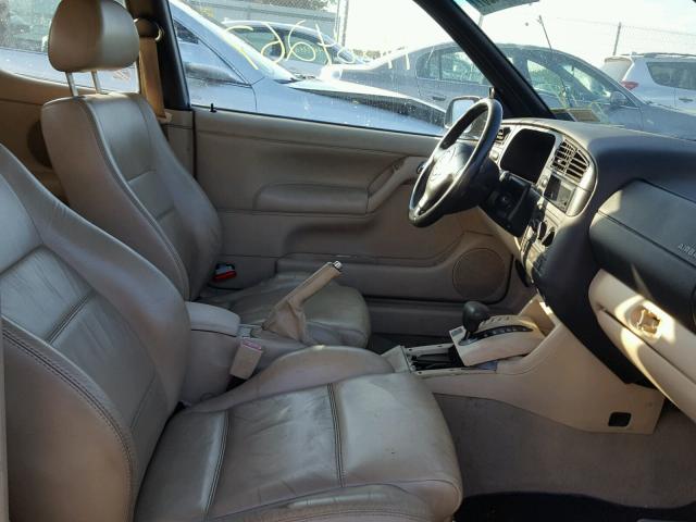 3VWDC21V82M810455 - 2002 VOLKSWAGEN CABRIO GLX შავი ფოტო 5