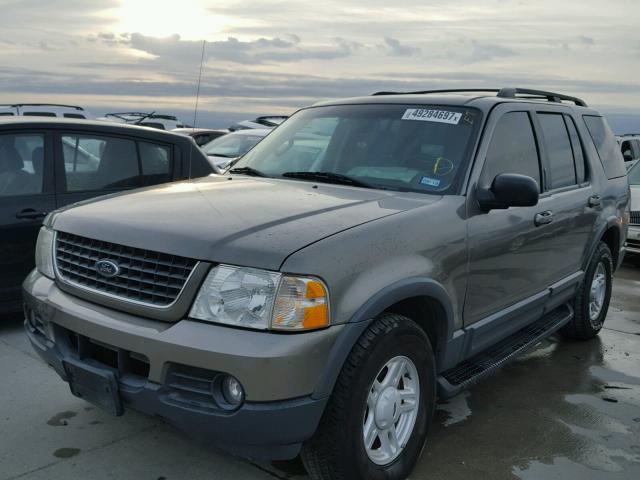 1FMZU63K32ZC94841 - 2002 FORD EXPLORER X BEIGE photo 2