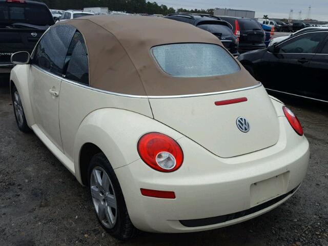 3VWPF31Y87M421584 - 2007 VOLKSWAGEN NEW BEETLE CREAM photo 3