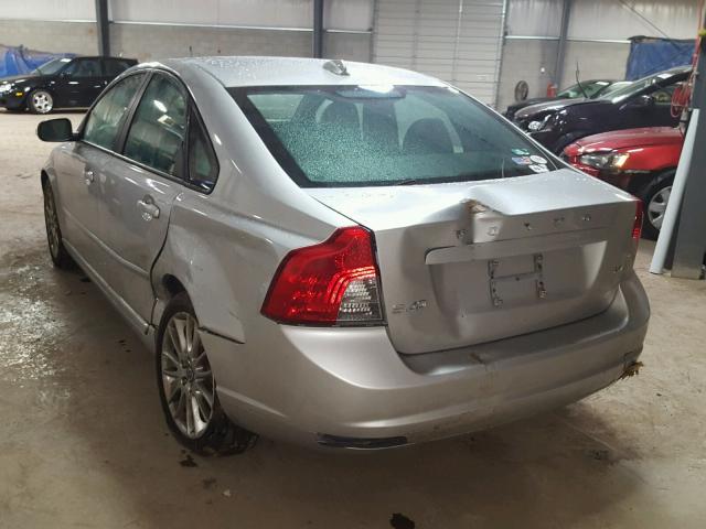 YV1MS390092460965 - 2009 VOLVO S40 2.4I SILVER photo 3