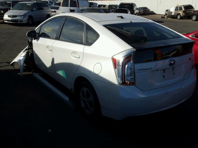 JTDKN3DUXD5697145 - 2013 TOYOTA PRIUS WHITE photo 3