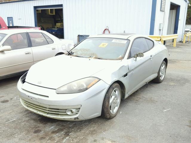 KMHHM66D07U260580 - 2007 HYUNDAI TIBURON GS SILVER photo 2