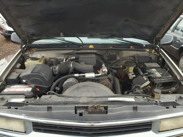 1GNEK13R3XJ440709 - 1999 CHEVROLET TAHOE K150 SILVER photo 7