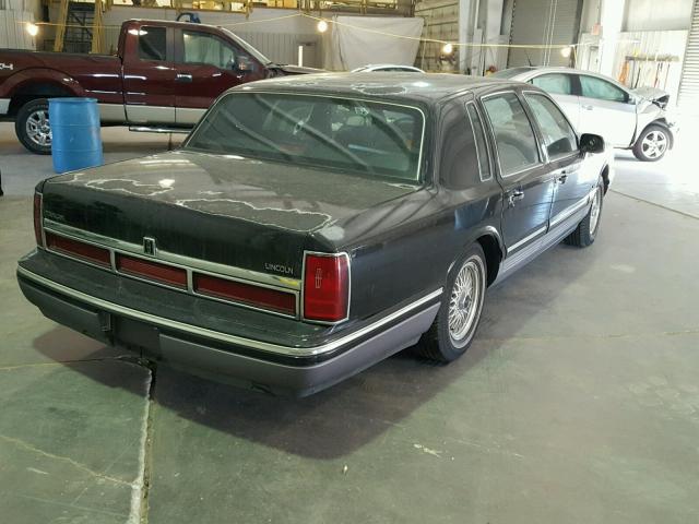 1LNLM82W7SY666385 - 1995 LINCOLN TOWN CAR S BLACK photo 4