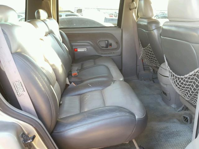 1GNEK13R2YR172738 - 2000 CHEVROLET TAHOE K150 TAN photo 6