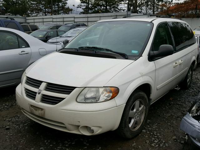 2D4GP44L76R922207 - 2006 DODGE GRAND CARA WHITE photo 2