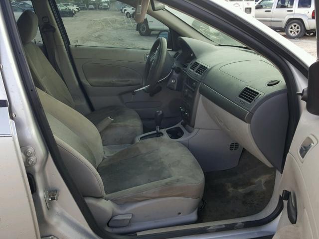 1G1AK55F177244095 - 2007 CHEVROLET COBALT LS SILVER photo 5