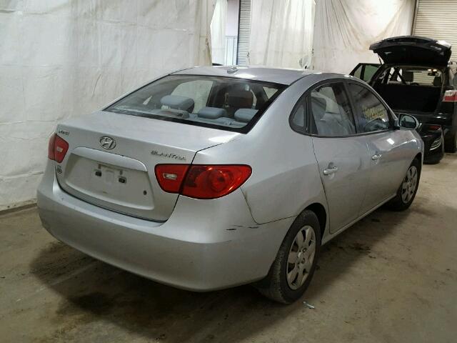 KMHDU46D78U414268 - 2008 HYUNDAI ELANTRA GL SILVER photo 4