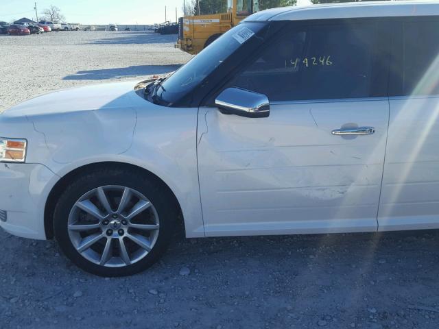 2FMHK6DT0ABA79346 - 2010 FORD FLEX LIMIT WHITE photo 9