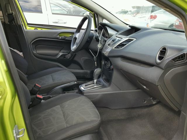 3FADP4BJ8BM161857 - 2011 FORD FIESTA SE GREEN photo 5