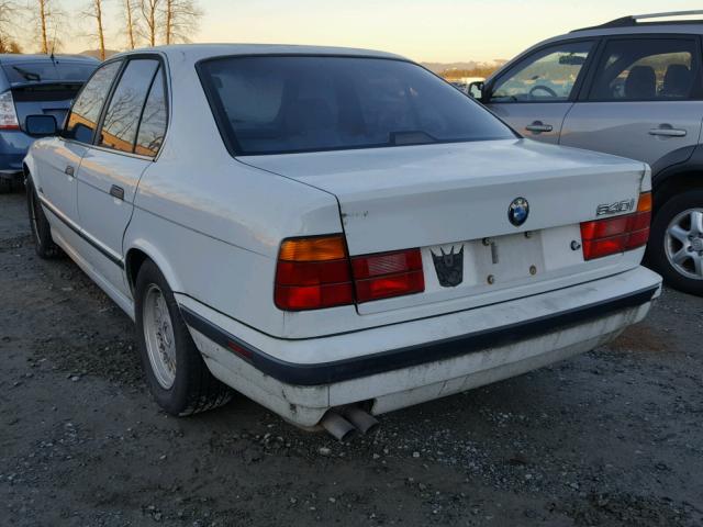 WBAHE6326SGF34196 - 1995 BMW 540 I AUTO WHITE photo 3