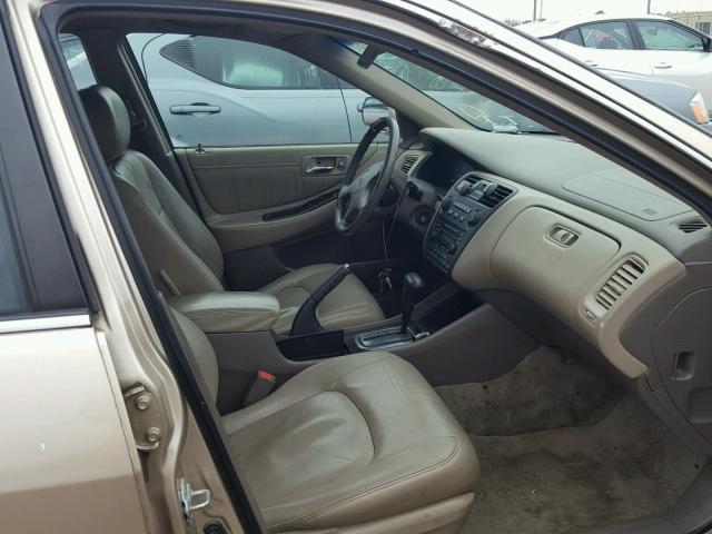 1HGCG66882A010363 - 2002 HONDA ACCORD EX GOLD photo 5