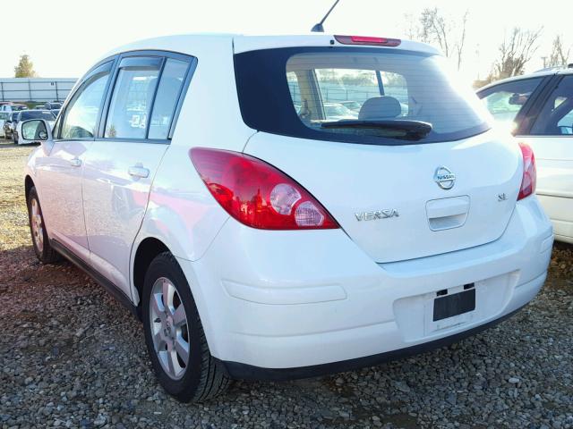 3N1BC13E49L415645 - 2009 NISSAN VERSA S WHITE photo 3