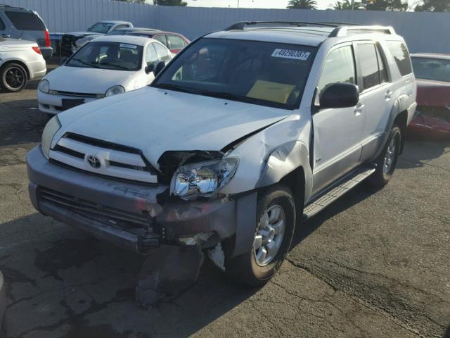 JTEZT14R030010279 - 2003 TOYOTA 4RUNNER SR WHITE photo 2