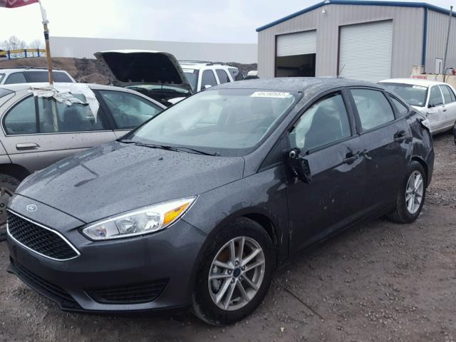 1FADP3F25HL305887 - 2017 FORD FOCUS SE CHARCOAL photo 2