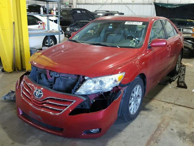 4T4BF3EK5BR136673 - 2011 TOYOTA CAMRY BASE RED photo 2