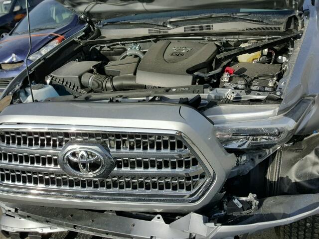 3TMDZ5BN3HM034018 - 2017 TOYOTA TACOMA DOU SILVER photo 7