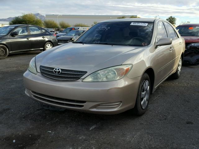 4T1BE32K74U938260 - 2004 TOYOTA CAMRY LE TAN photo 2