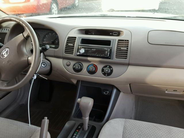 4T1BE32K74U938260 - 2004 TOYOTA CAMRY LE თაფლისფერი ფოტო 9