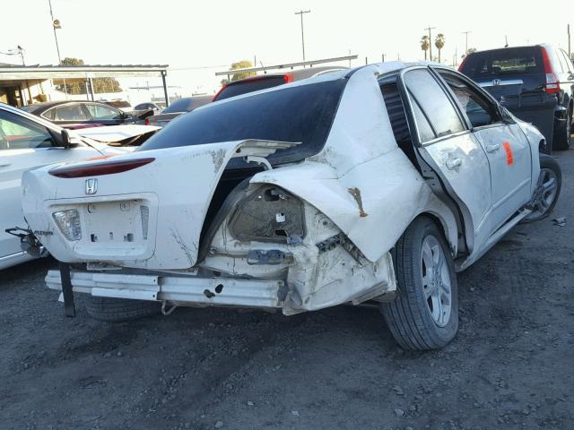 1HGCM56397A059778 - 2007 HONDA ACCORD SE WHITE photo 4