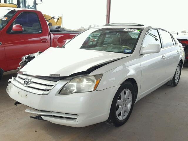 4T1BK36B46U149554 - 2006 TOYOTA AVALON XL WHITE photo 2