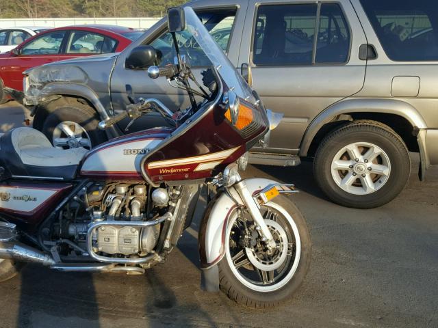 1HFSC0208CA215787 - 1982 HONDA GL1100 BURGUNDY photo 5