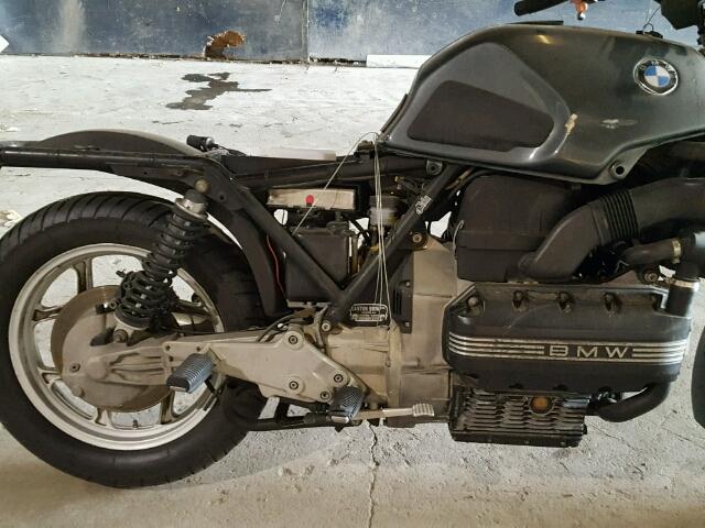 WB1051401F0050185 - 1985 BMW K100 RT GRAY photo 9