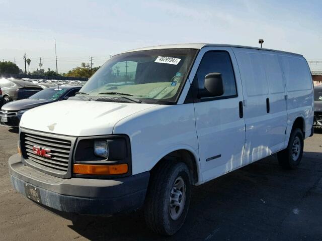 1GTGG25V941146763 - 2004 GMC SAVANA G25 WHITE photo 2