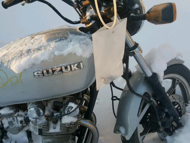 JS1GP71A9B2100173 - 1981 SUZUKI GS650 E SILVER photo 5