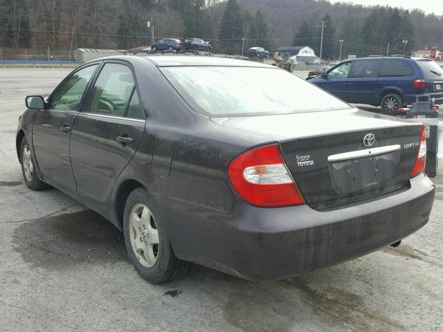 4T1BE32K22U563553 - 2002 TOYOTA CAMRY LE შავი ფოტო 3