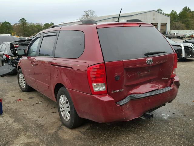 KNDMG4C70C6479390 - 2012 KIA SEDONA LX RED photo 3