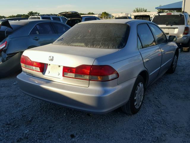 1HGCG56432A136217 - 2002 HONDA ACCORD LX SILVER photo 4