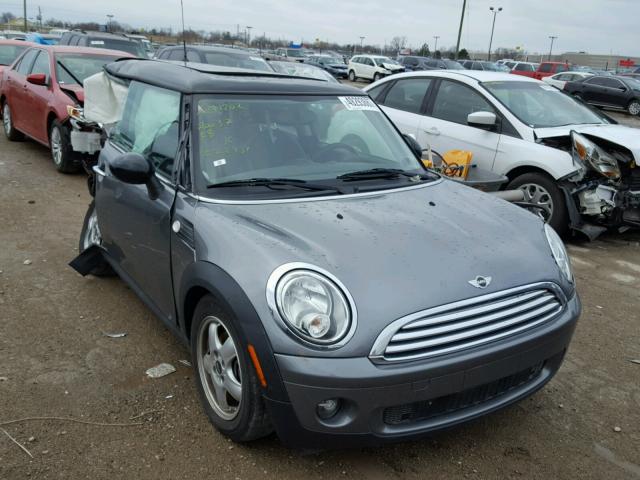 WMWMF3C51ATZ22931 - 2010 MINI COOPER GRAY photo 1